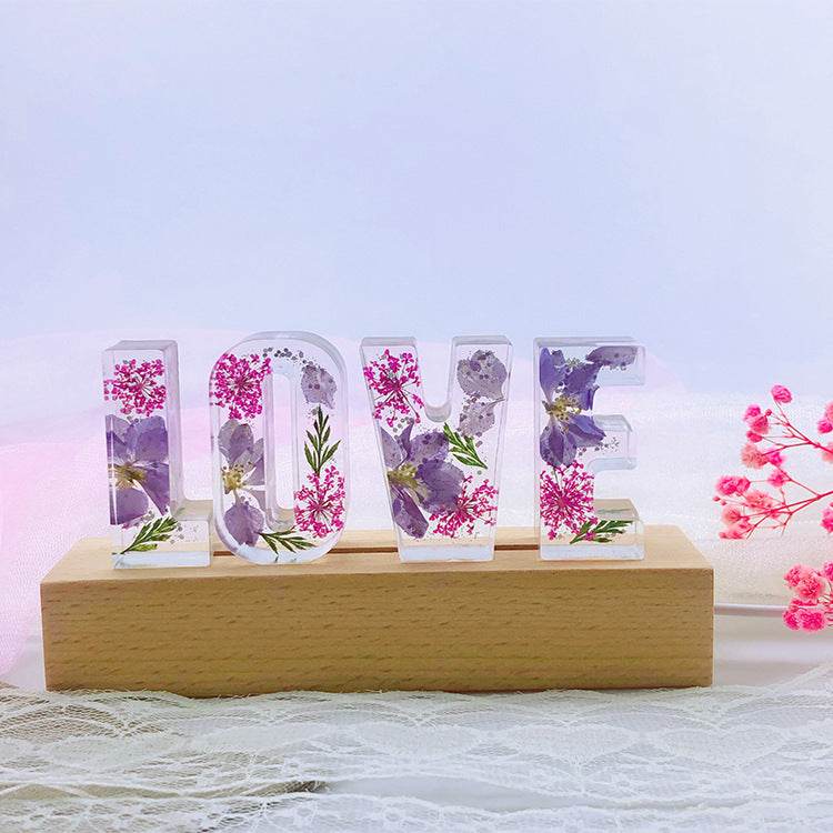 Eternal Flower USB Power LED Night Light LOVE Letter LED Dried Floral Rose Lamp - P12 Hub Europe