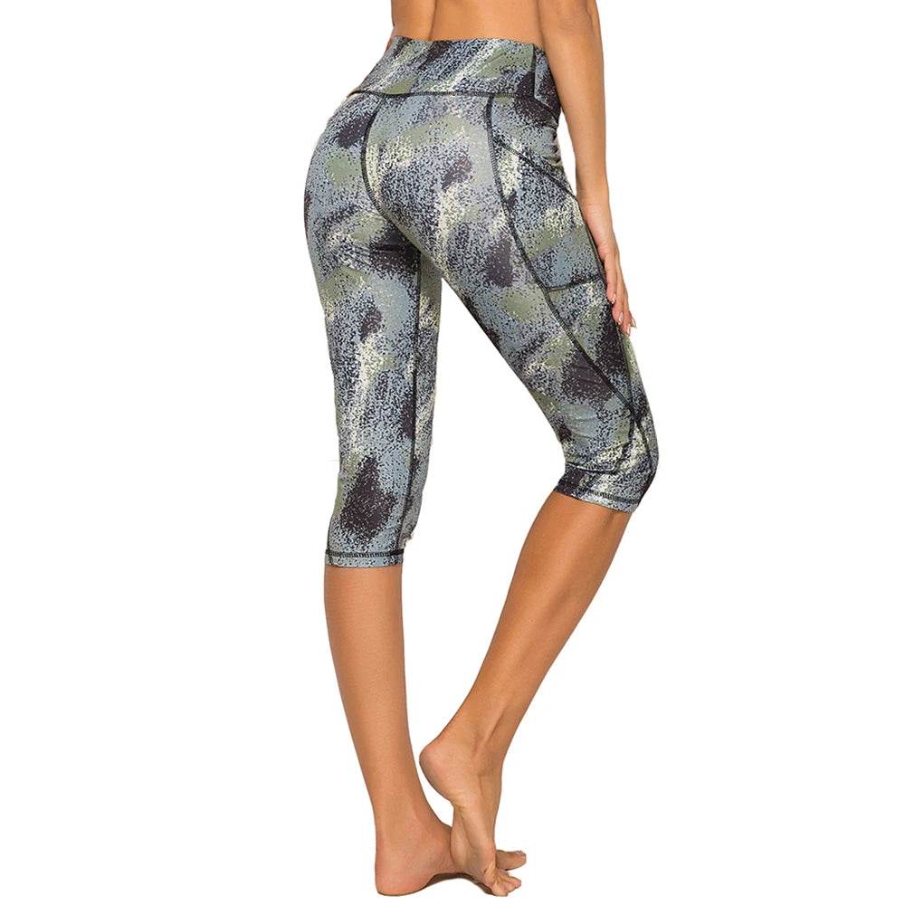 Women's High Waist Capri - P12 Hub Europe