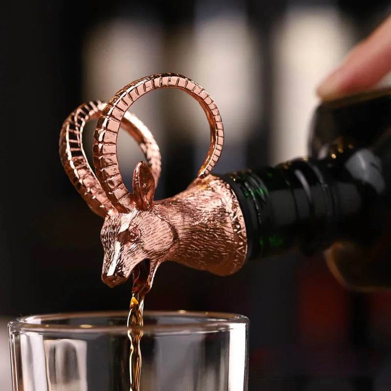 1PC Bar decoration accessories nightclub bar counter accessories red wine pourer zinc alloy rhino lion head wine stopper - P12 Hub Europe