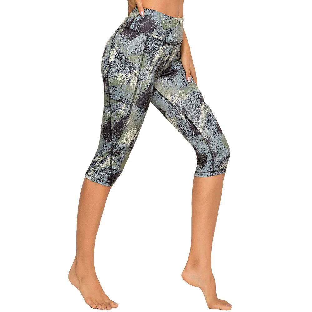 Women's High Waist Capri - P12 Hub Europe