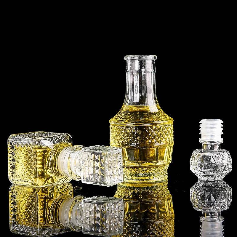 1Pcs 50ml Transparent Small Empty Spirit Whisky Wine Bottle Mini Glass Alcohol Liquor Bottles With Screw Cap Whiskey Decanter - P12 Hub Europe