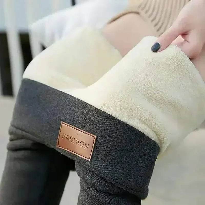 Women's Fleece-Lined Cashmere Leggings - P12 Hub Europe