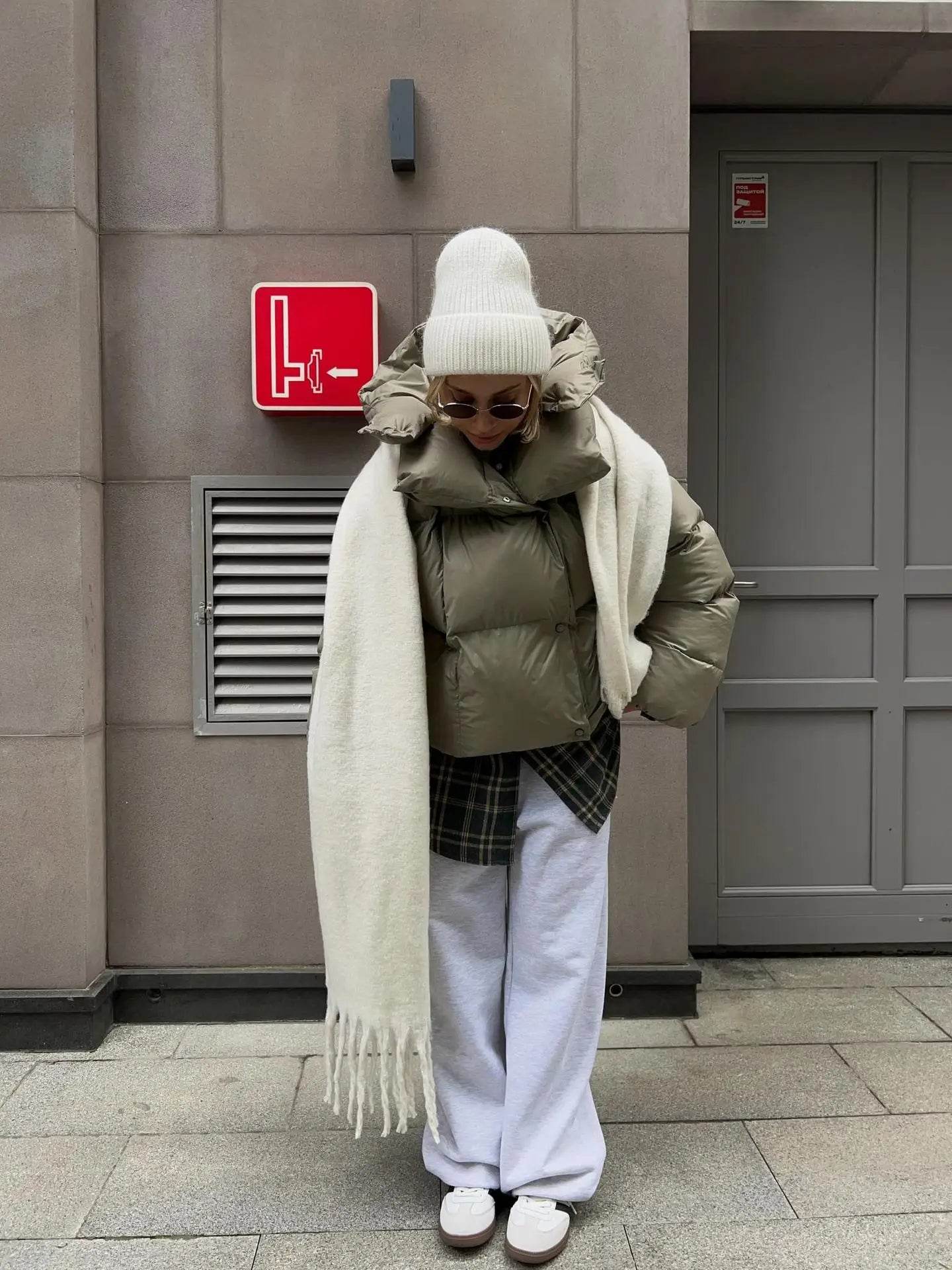 Warm Hooded Street Parka - P12 Hub Europe