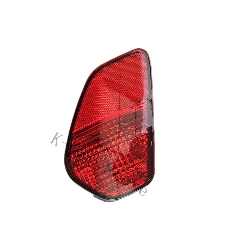 Car Rear Bumper Light Assembly For Mitsubishi Outlander 2016-2021 Fog Light Rear Tail Light Bumper Light With Bulb