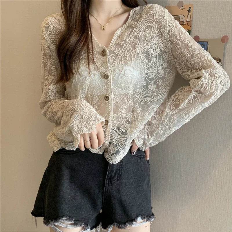 Women's Vintage Lace Sun Shirt - P12 Hub Europe