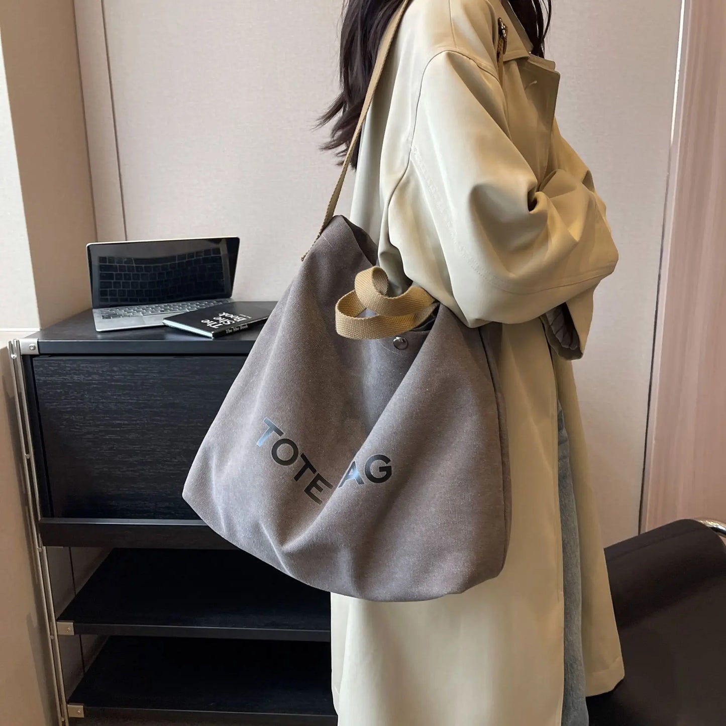 Thickened Canvas Retro Tote Bag Premium Sense Handbags Commuter Bag Large Capacity Student Shoulder Bags for Women