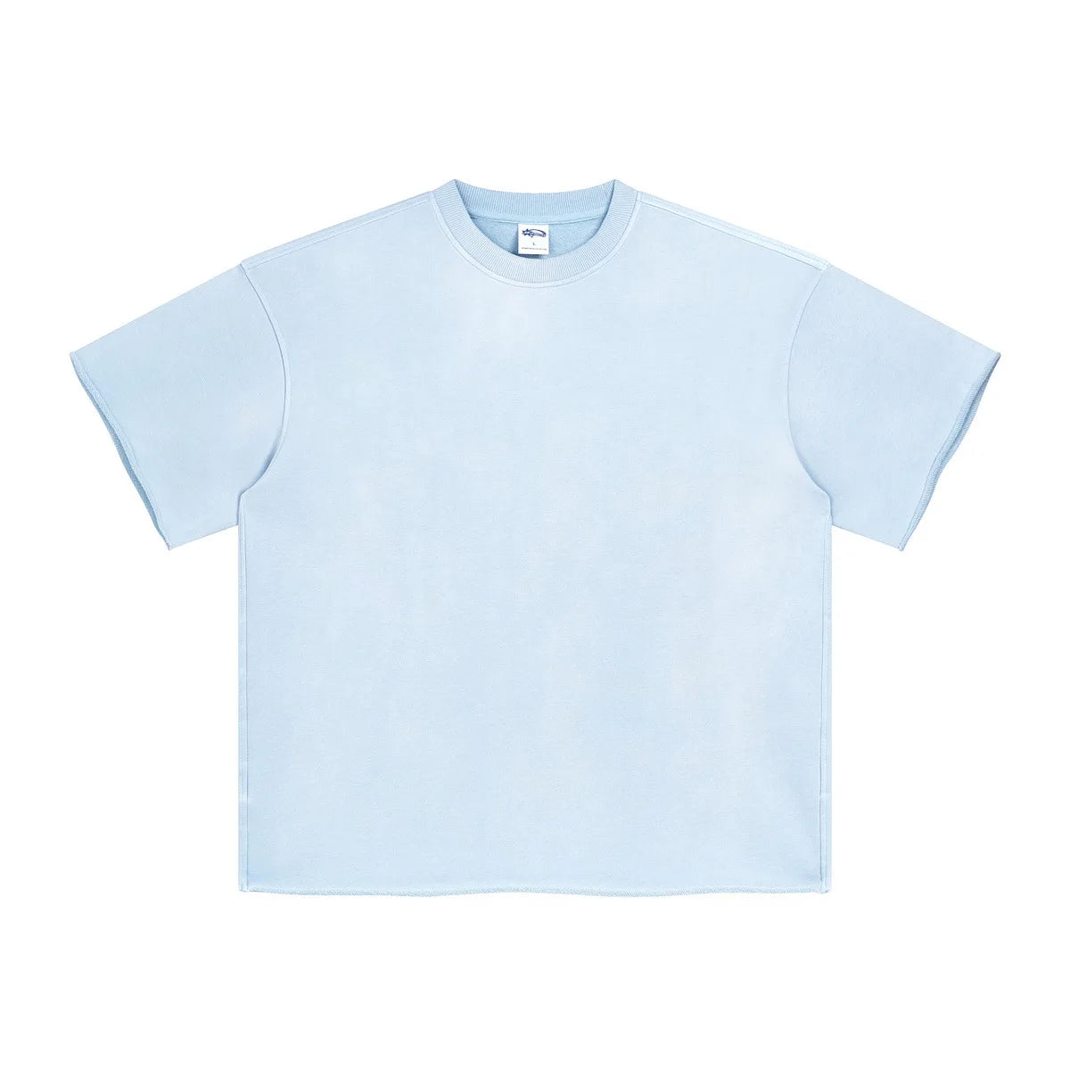 A shirt and shorts suit(You can buy them separately. Please buy both shirts and shorts for the suit)