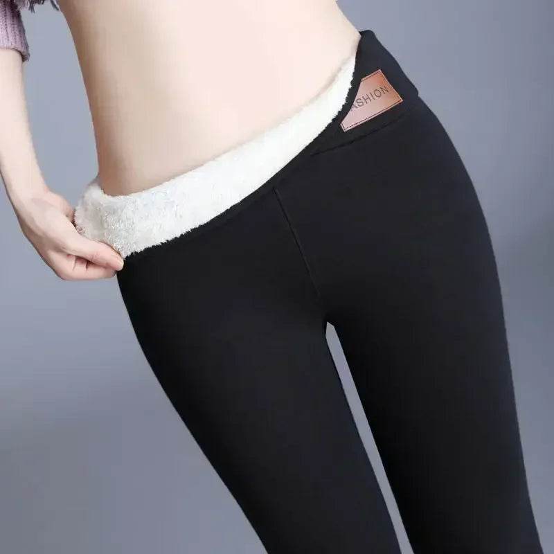 Women's Fleece-Lined Cashmere Leggings - P12 Hub Europe