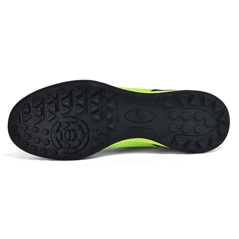 Men‘s Soccer Shoes Low Top Breathable Football Boots Non-Slip Futsal Training Sneakers Outdoor Ankle Spikeless Soccer Shoes