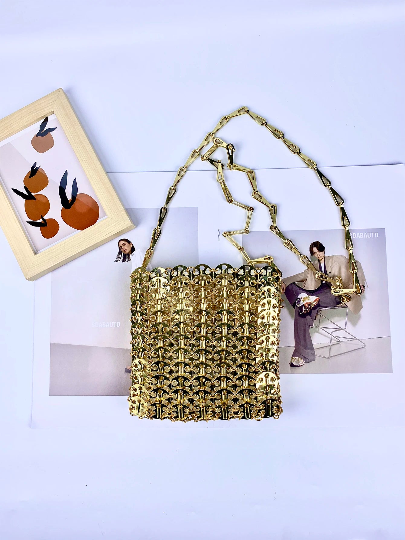 2023 New Network Red Same Style Women's Bag Mobile Bag Chain Shiny Slice Bling One Shoulder Crossbody Bag