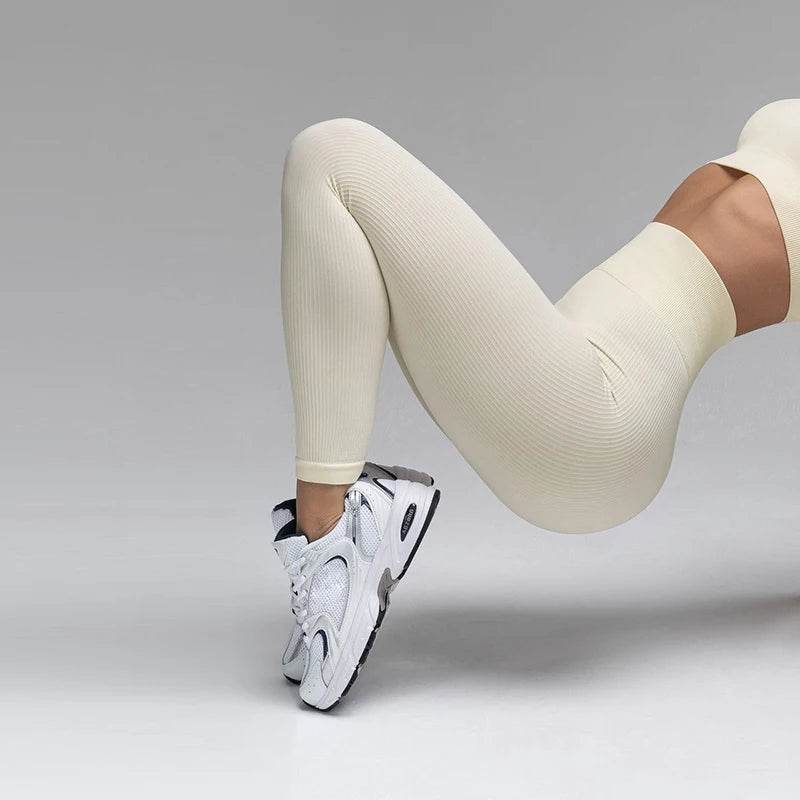 Women's Seamless Ribbed Yoga Leggings - P12 Hub Europe