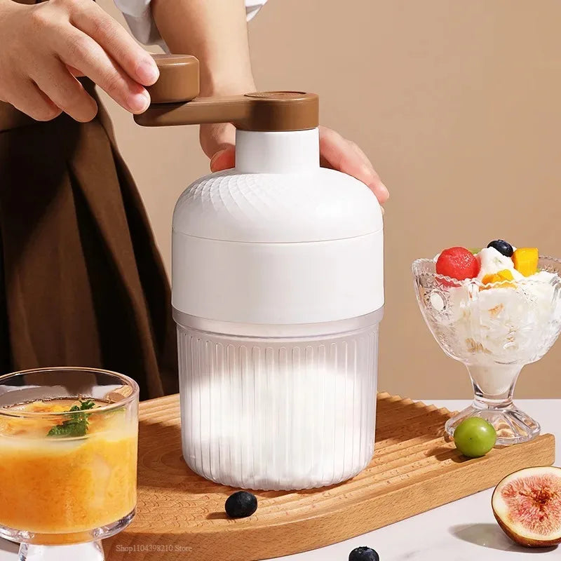 Household Small Size Hand-Operated Making Smoothie Machine with Ice Cube Mold Kitchen Hand Shaved Ice Breaker Ice Crusher