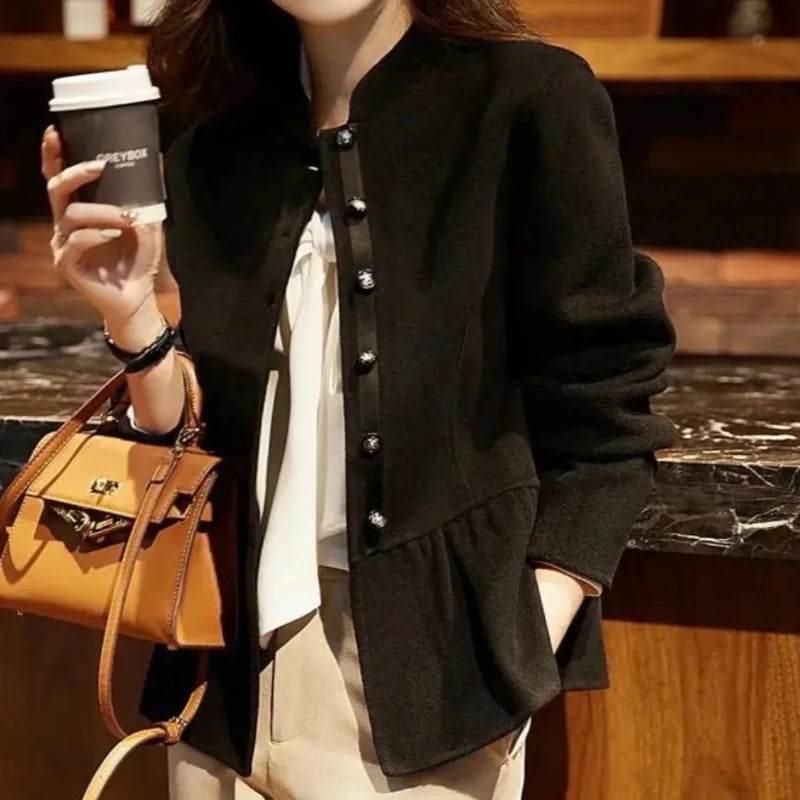 Slim Elegant Wool Coat - P12 Hub Europe