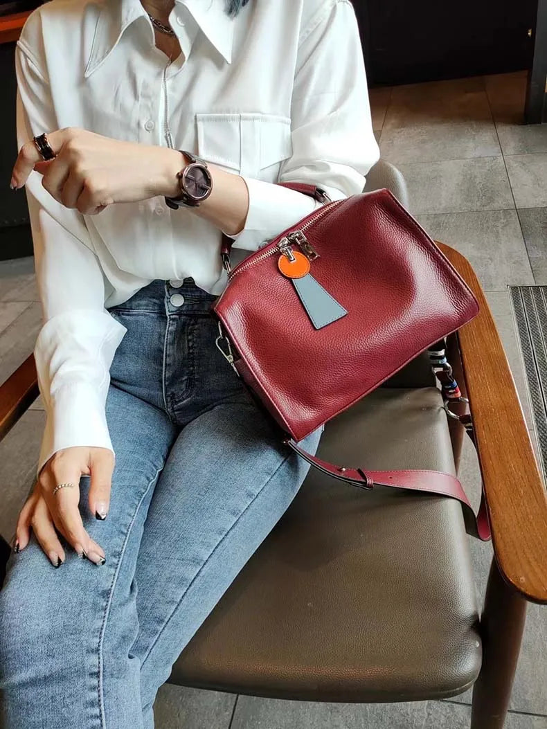 2025 geniune Leather women's handbags quality Boston Pillow bag fashion Commuter shoulder crossbody Doctor bag large capacity