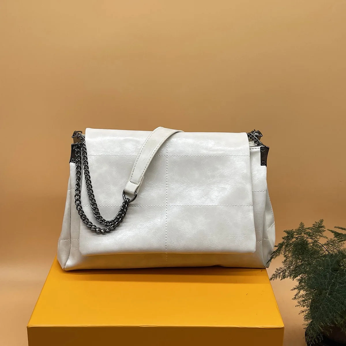 Zency Noble Temperament Small Chain Flap Bag Women Shoulder Bag Soft Leather Fashion Black Purse Underarm Handbag 2024 Trendy