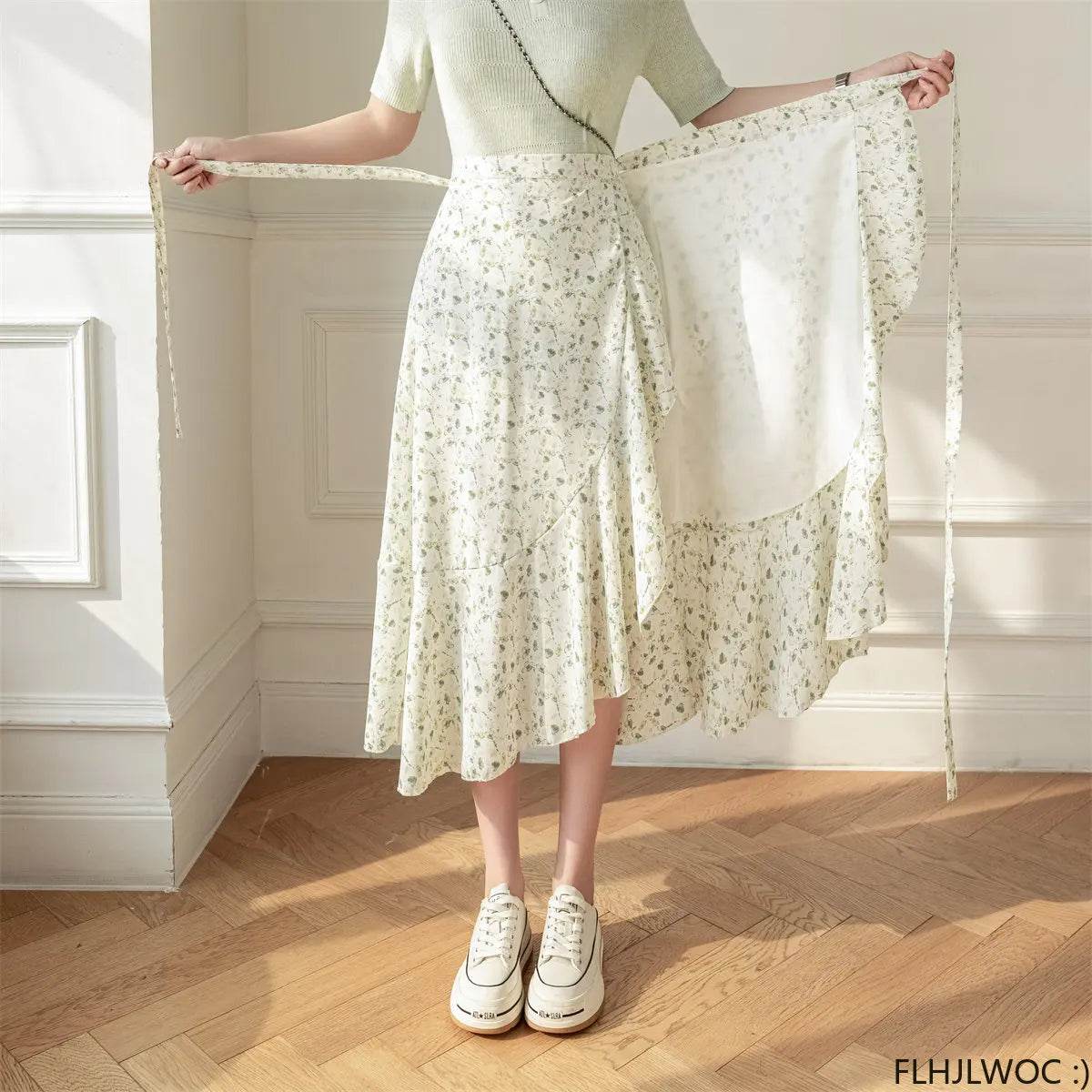 Women's Floral Lace-Up Dress - P12 Hub Europe