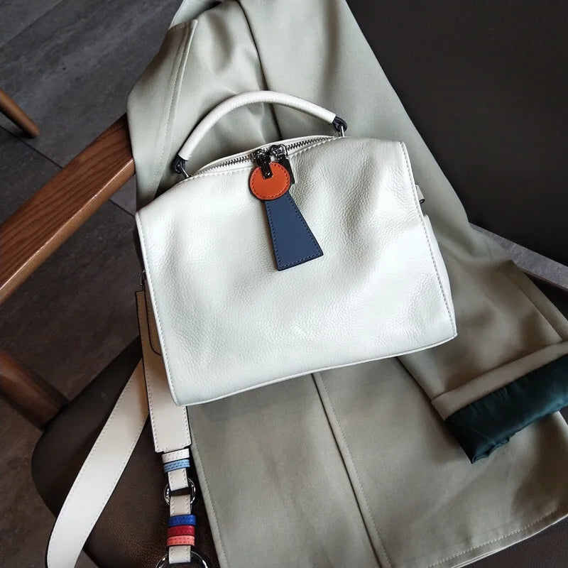 2025 geniune Leather women's handbags quality Boston Pillow bag fashion Commuter shoulder crossbody Doctor bag large capacity