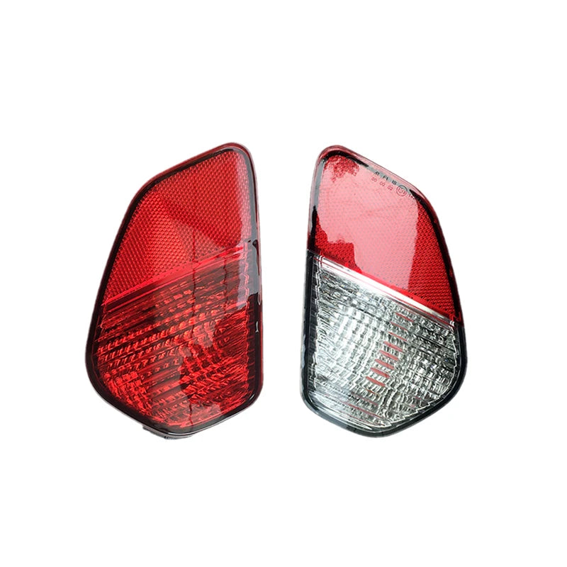 Car Rear Bumper Light Assembly For Mitsubishi Outlander 2016-2021 Fog Light Rear Tail Light Bumper Light With Bulb