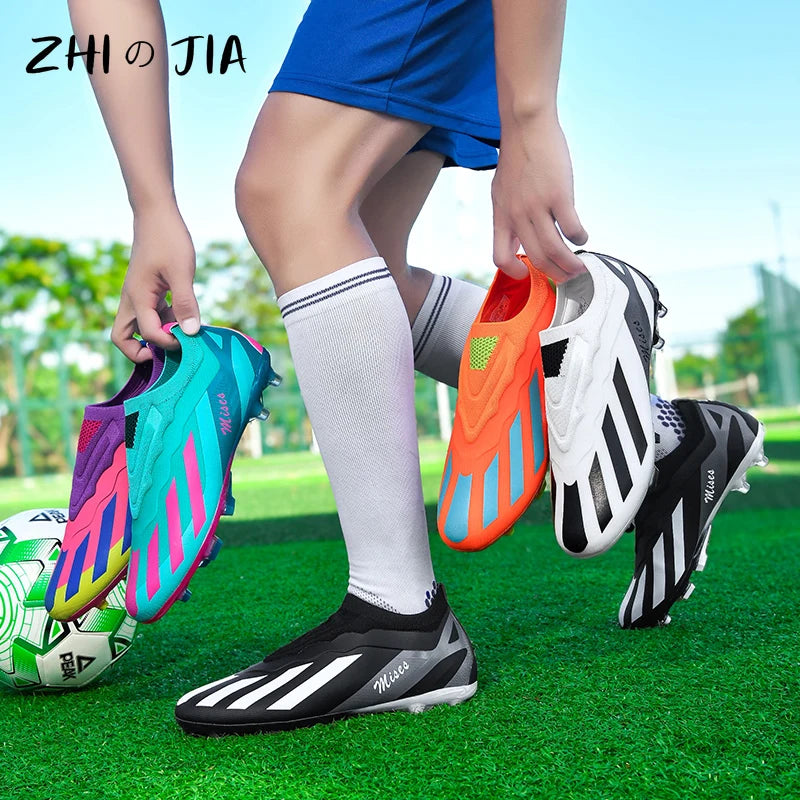 Men's Football Shoes Low cut Slip On Knitted Mesh Training Shoes Outdoor Anti slip Sneaker Fashionable and Trendy Footwear