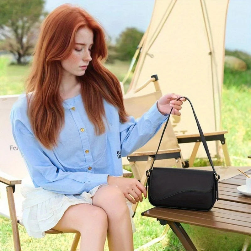 Temperament casual women's bag versatile simple baguette bag classic fashion small square bag retro exquisite women's shoulder
