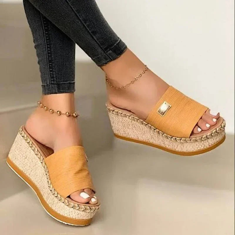 Womens High Heel Sandals Ladies Thick Bottom Casual Slippers Summer New Wedges Sandals Female Shoes Women Platform Mules Slipper