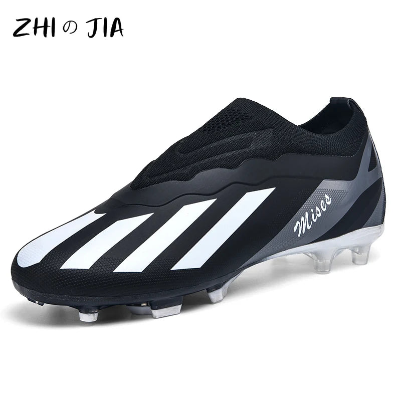 Men's Football Shoes Low cut Slip On Knitted Mesh Training Shoes Outdoor Anti slip Sneaker Fashionable and Trendy Footwear