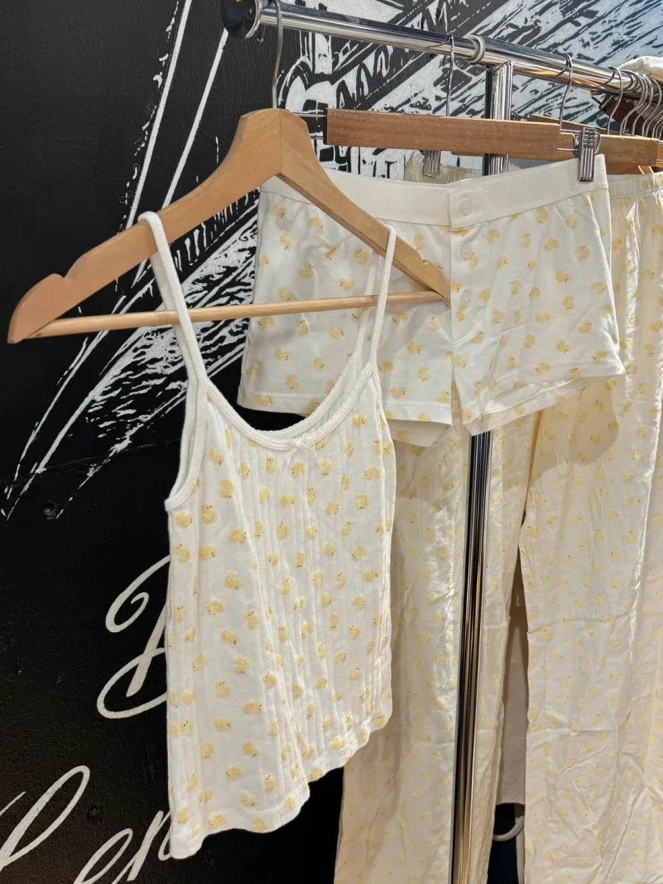 Sweet Strawberry Eyelet Shorts Set - P12 Hub Europe