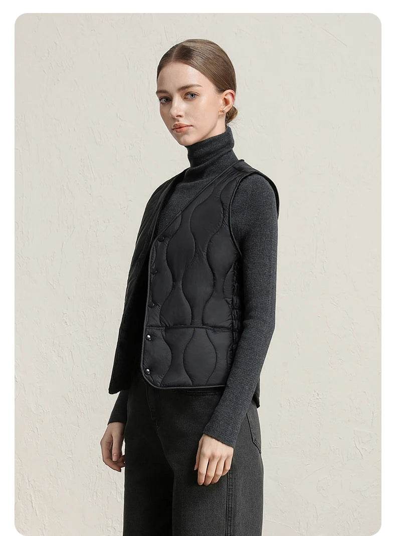 Women's Lightweight Down Vest - P12 Hub Europe