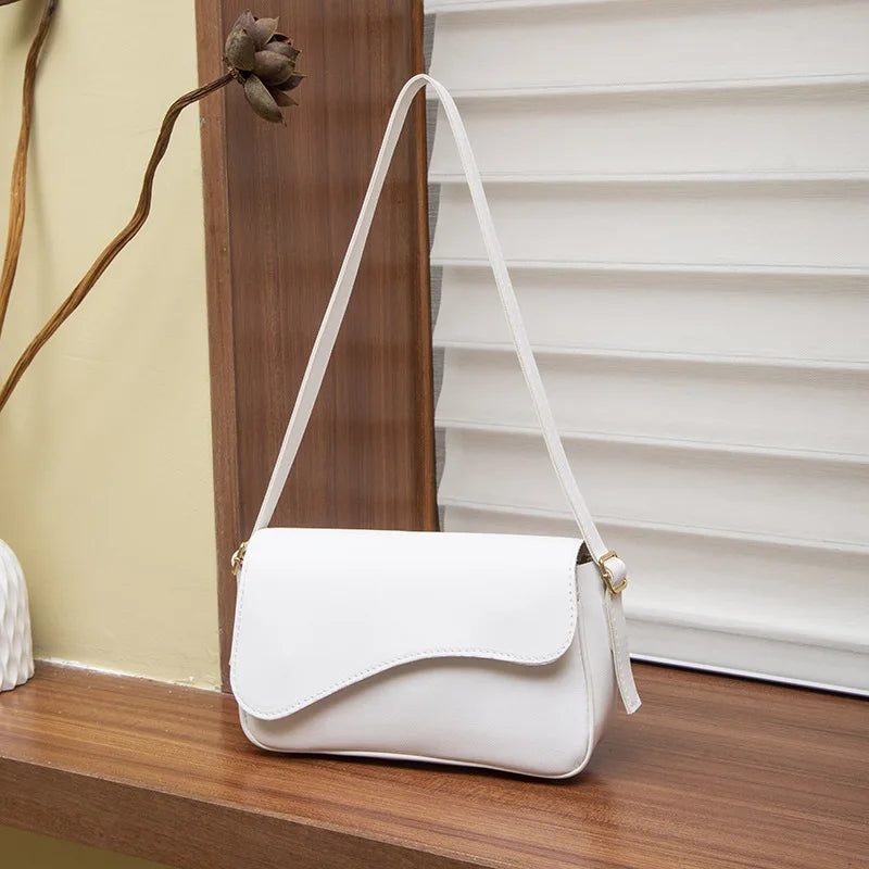 Temperament casual women's bag versatile simple baguette bag classic fashion small square bag retro exquisite women's shoulder
