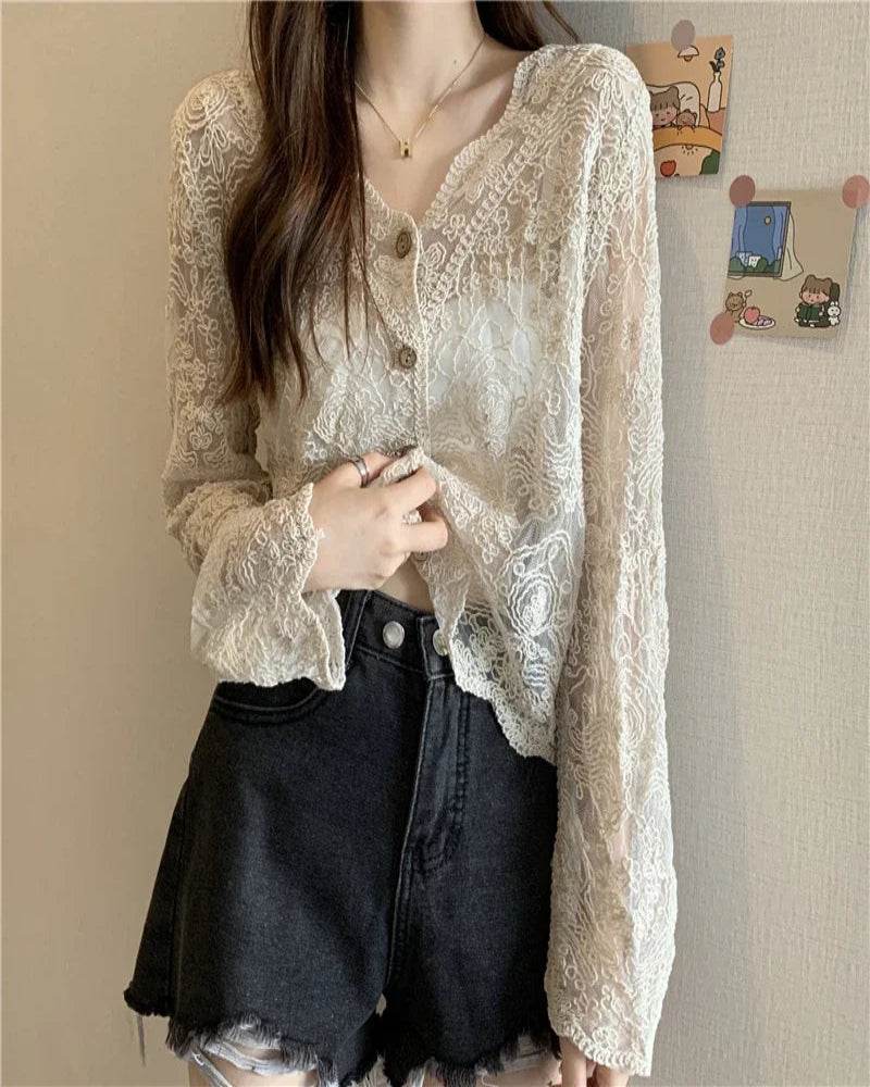 Women's Vintage Lace Sun Shirt - P12 Hub Europe