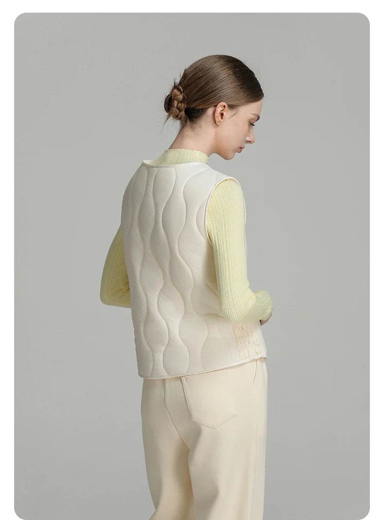 Women's Lightweight Down Vest - P12 Hub Europe