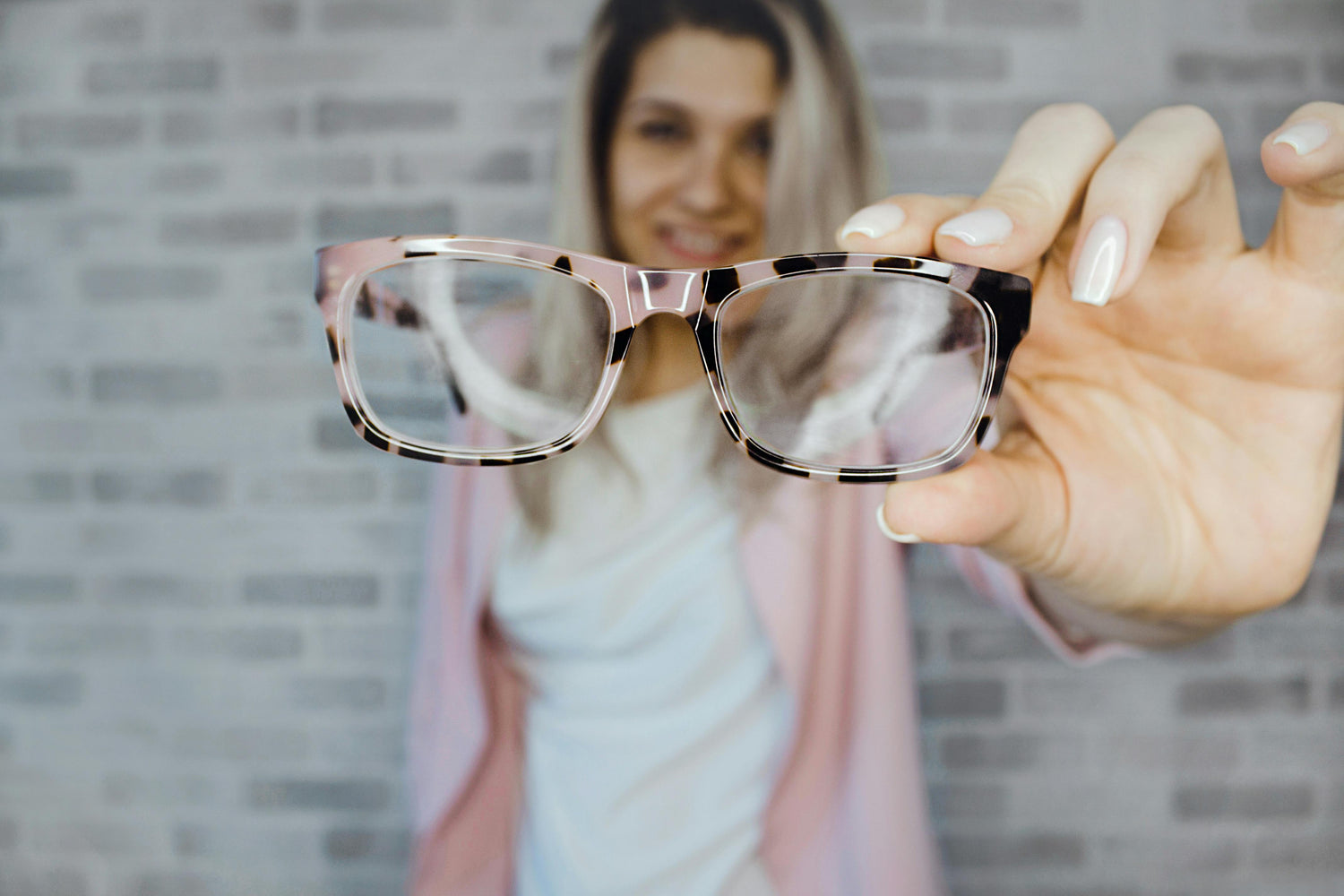 Glasses - P12 Hub Europe