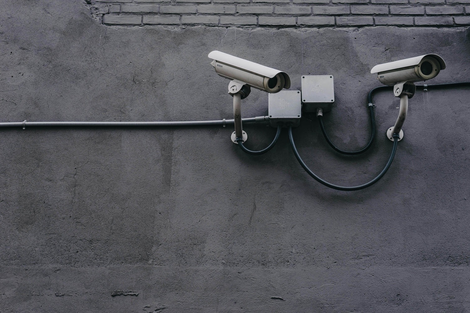 OutDoor Cameras - P12 Hub Europe
