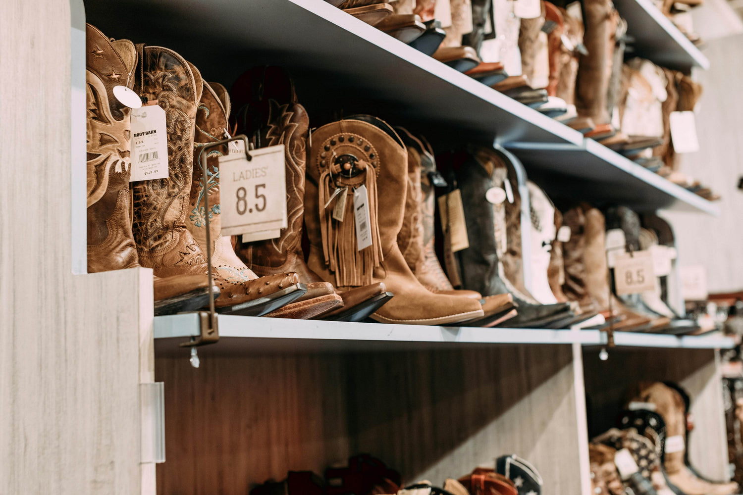 Women's Boots - P12 Hub Europe