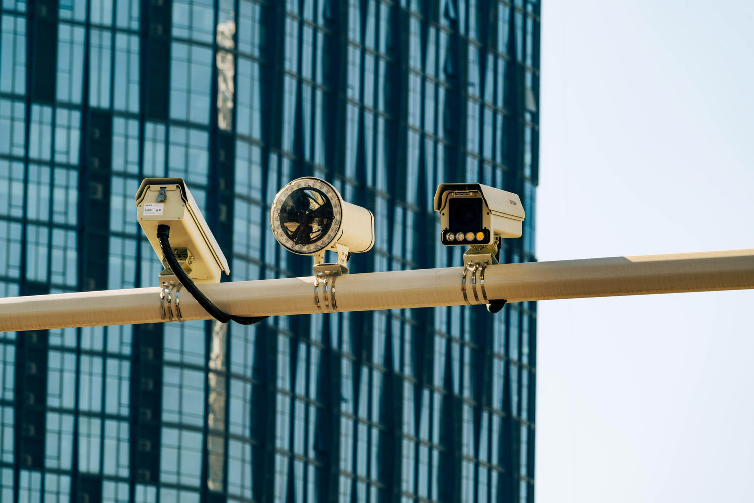 Cameras - P12 Hub Europe