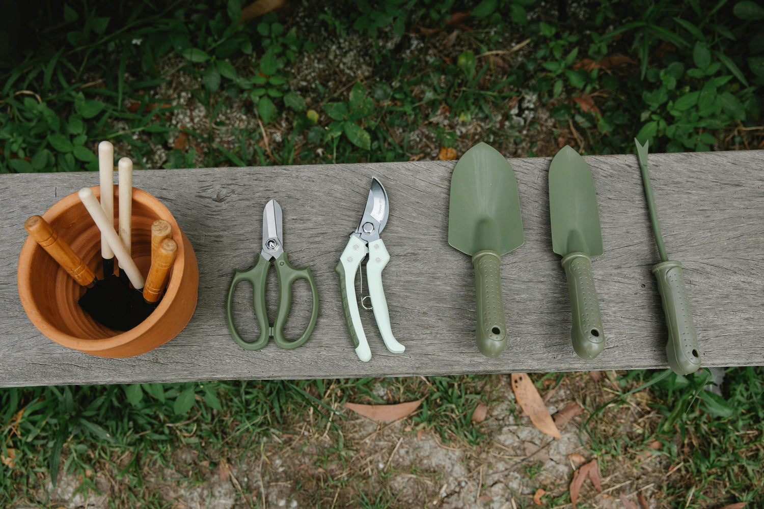 Gardening Supplies - P12 Hub Europe
