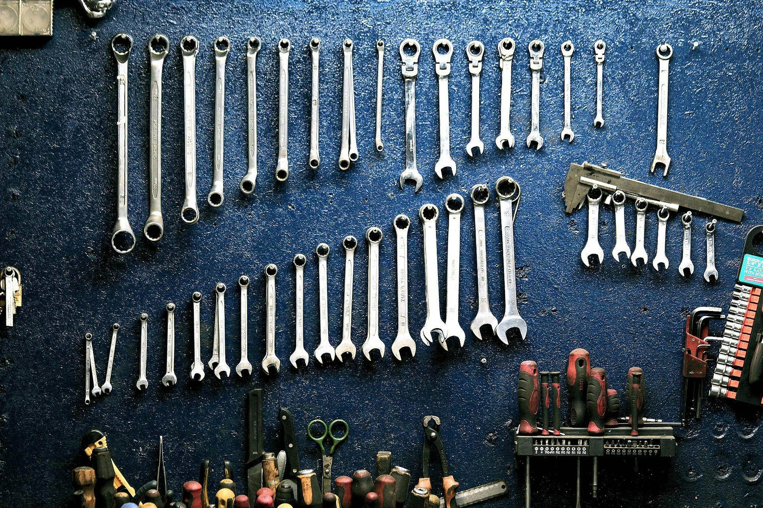 Tools & Industrial - P12 Hub Europe