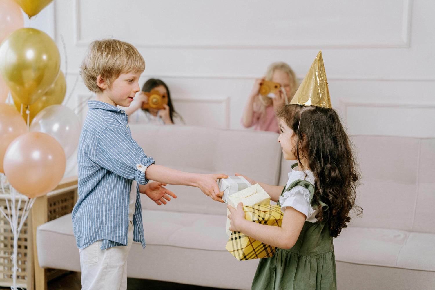 Kids Gifts - P12 Hub Europe