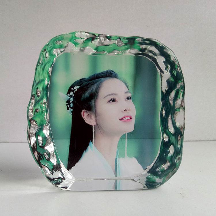Crystal image ornaments - P12 Hub Europe