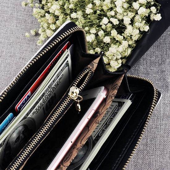 Custom Photo Wallet - P12 Hub Europe