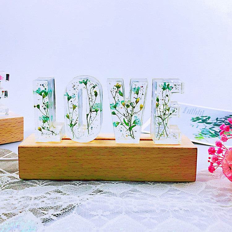 Eternal Flower USB Power LED Night Light LOVE Letter LED Dried Floral Rose Lamp - P12 Hub Europe