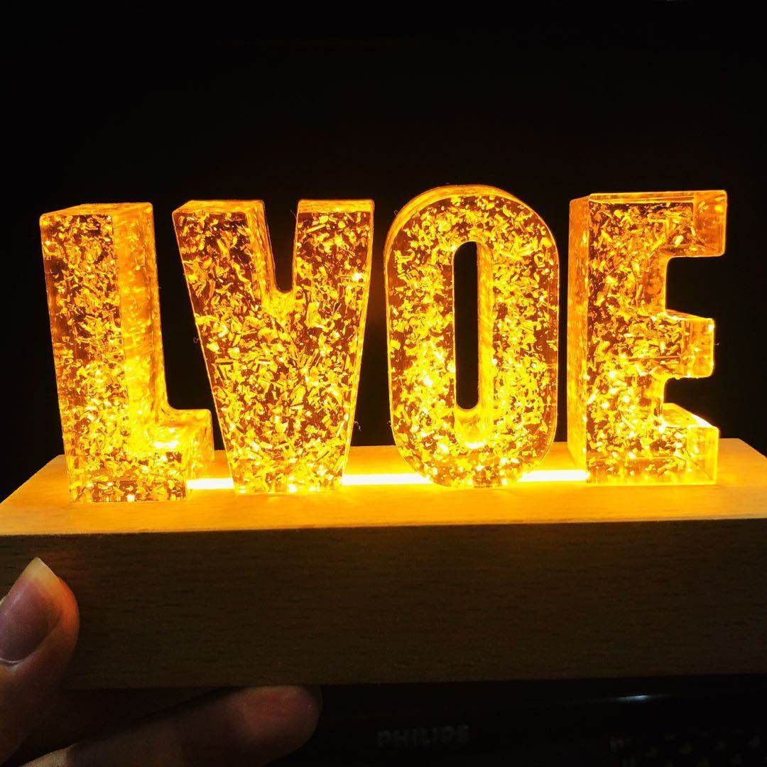Eternal Flower USB Power LED Night Light LOVE Letter LED Dried Floral Rose Lamp - P12 Hub Europe