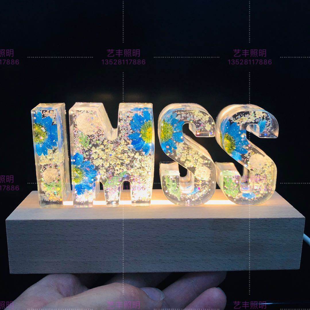 Eternal Flower USB Power LED Night Light LOVE Letter LED Dried Floral Rose Lamp - P12 Hub Europe