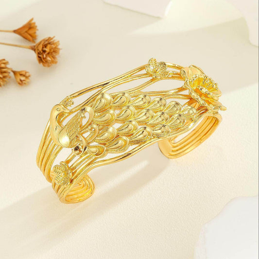 1pcs Vintage Luxury Carved Texture Gold Bracelet, Exquisite Peacock, Flower Patterned Bracelet - P12 Hub Europe