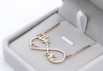 8 word pendant clavicle chain - P12 Hub Europe