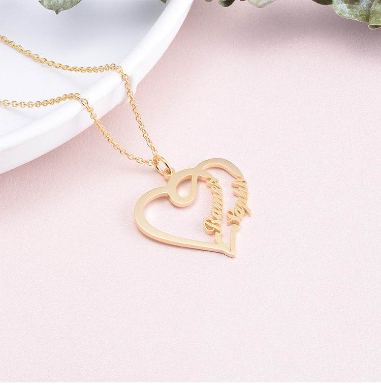 Custom heart shaped letter necklace - P12 Hub Europe