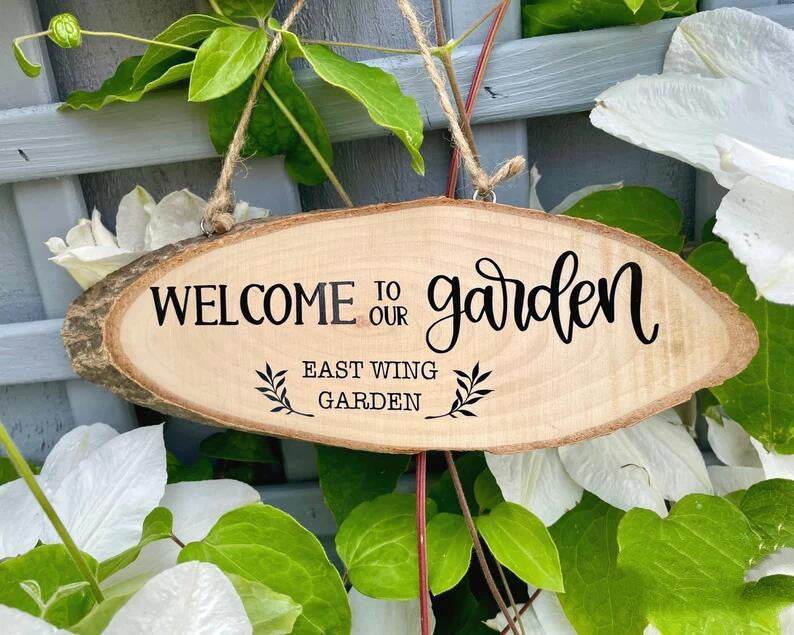 Personalized Wooden Garden Plaque Christmas Gift - P12 Hub Europe