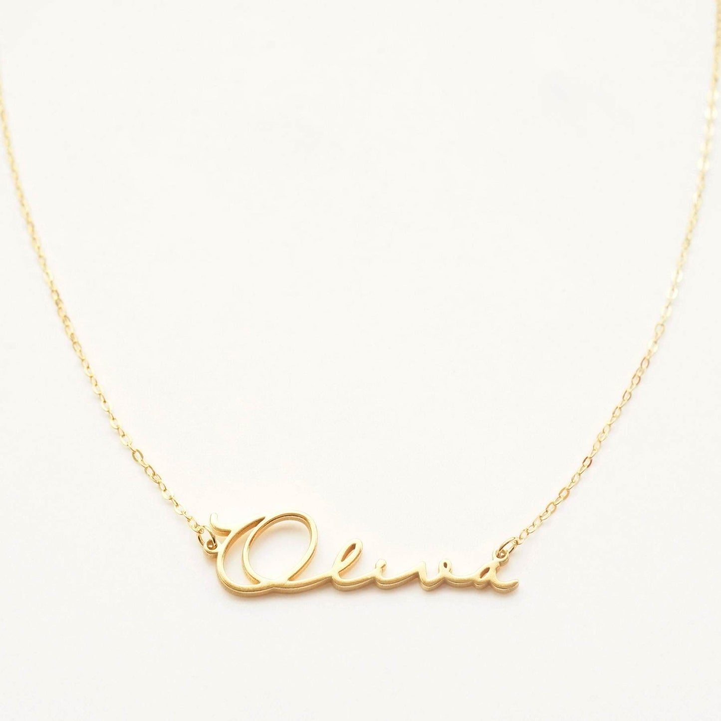 Women's Personalized Name 18k Gold Necklace - P12 Hub Europe