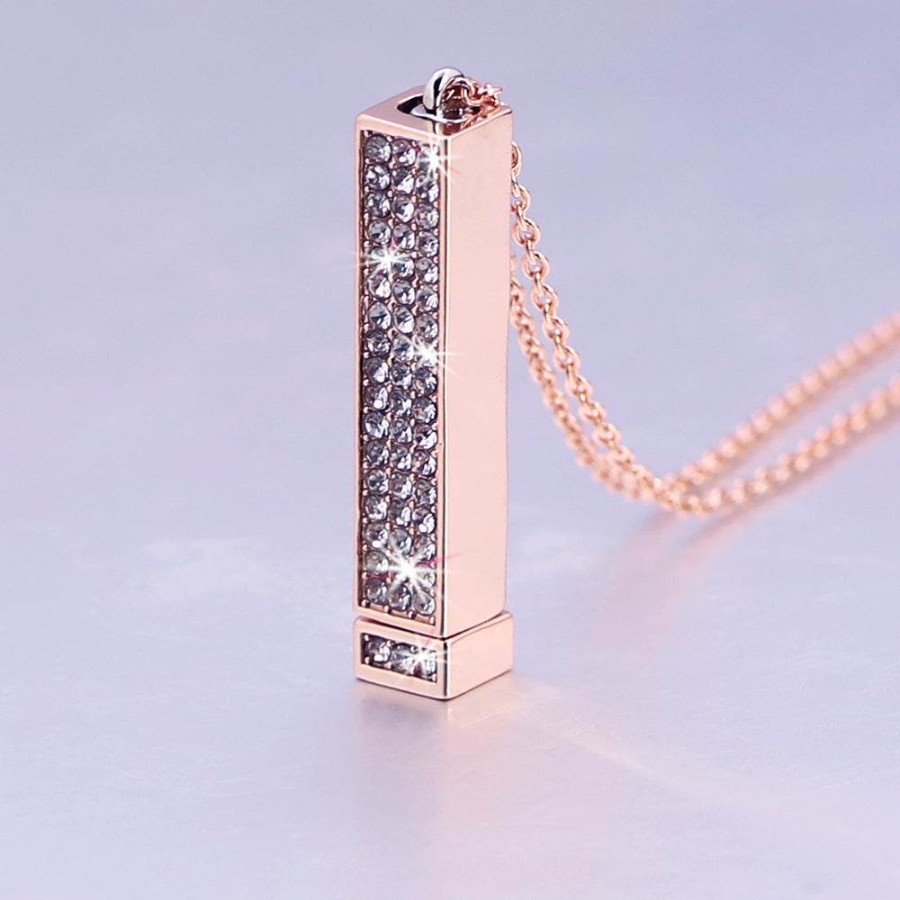 Simple Diamond Inlaid Rectangular Three-dimensional Necklace - P12 Hub Europe