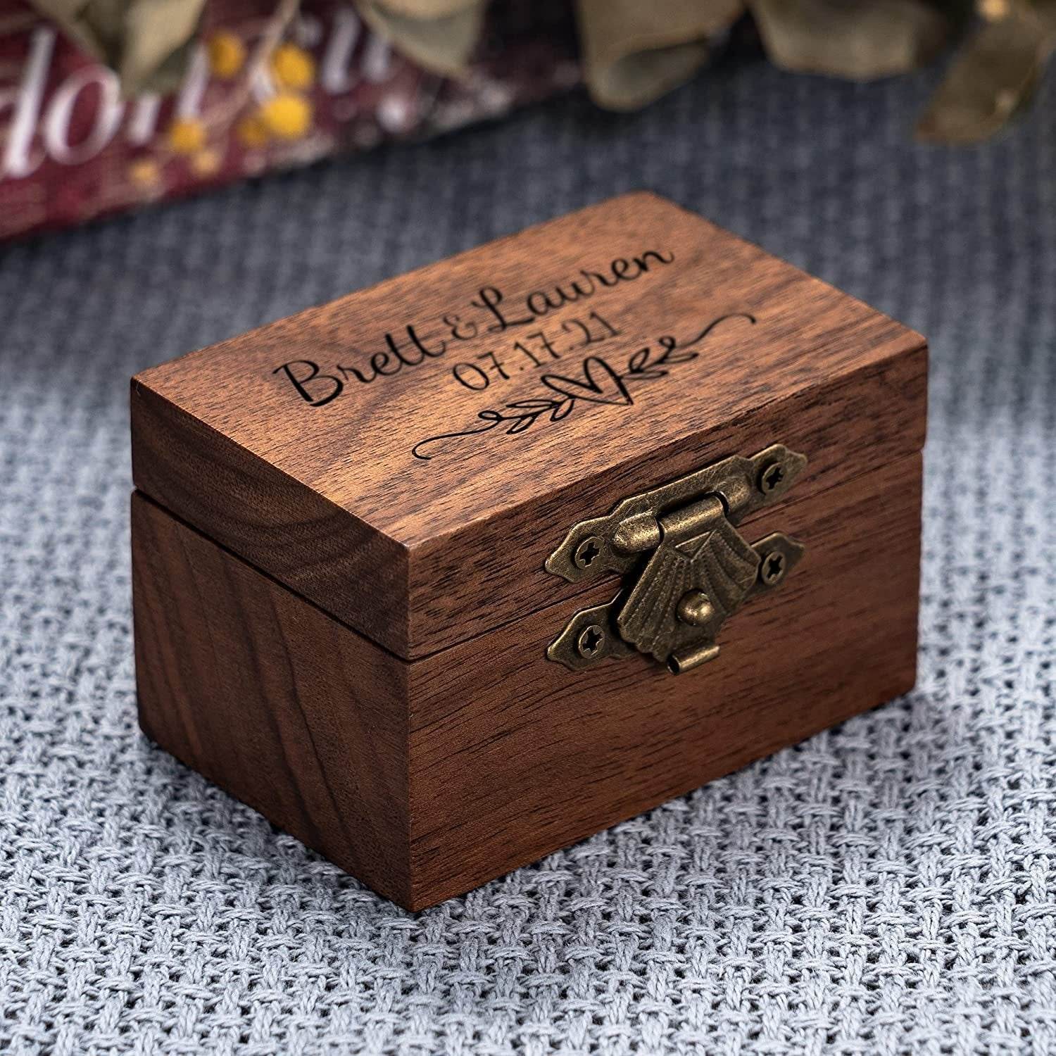 Vintage Ring Box Wooden Jewelry Personalized Name Date Commemorative Gift - P12 Hub Europe